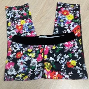 Soffe low rise capri spandex
